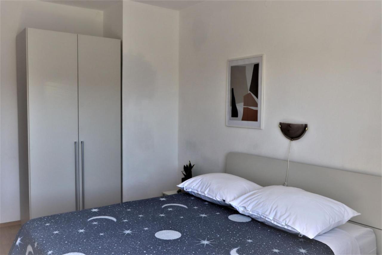 Family Rooms Moela Умаг Екстериор снимка