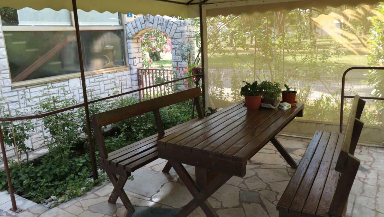 Family Rooms Moela Умаг Екстериор снимка